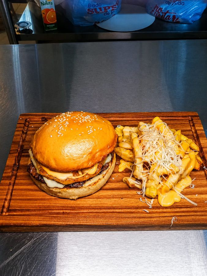 BURGER HAWAYANA