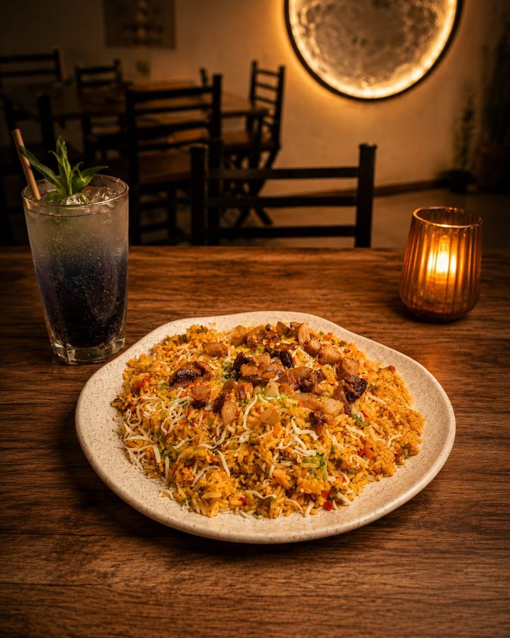 ARROZ MORO DE CHICHARRON