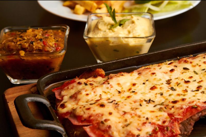 Milanesa napolitana de pollo